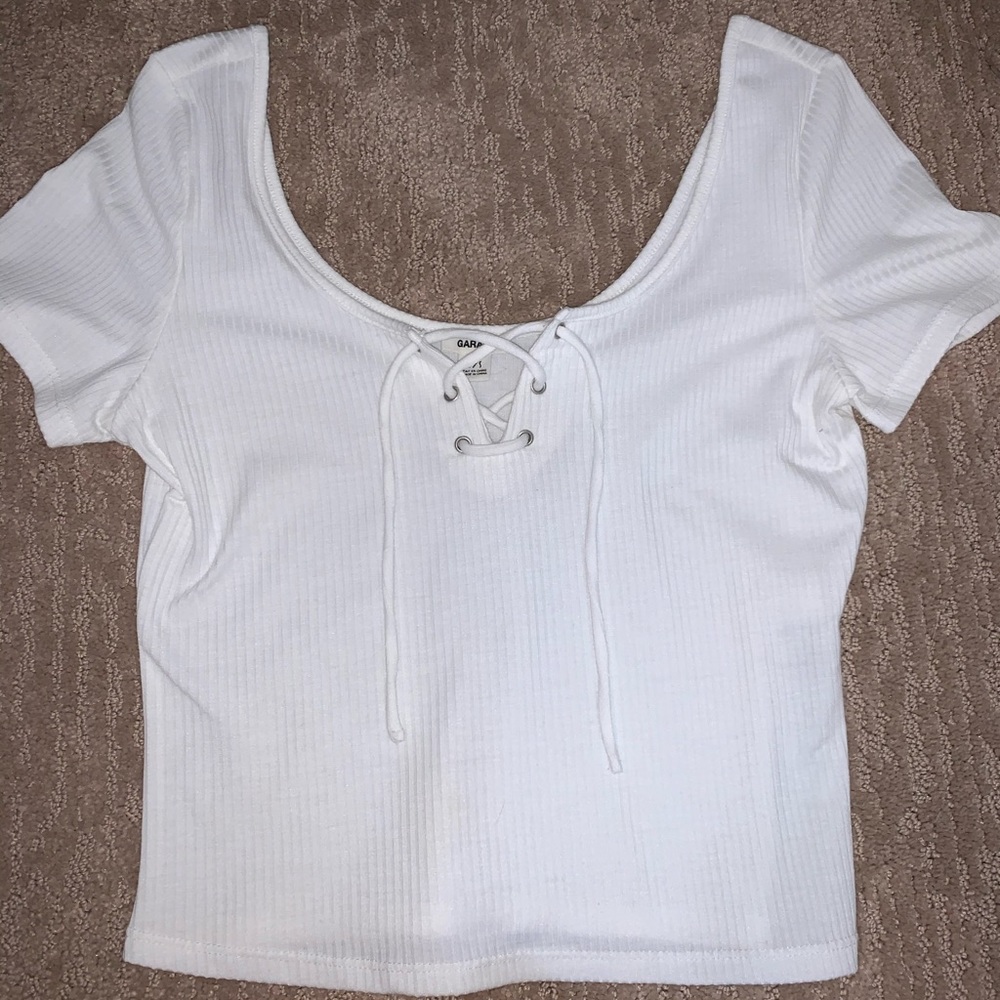 White cropped Tshirt